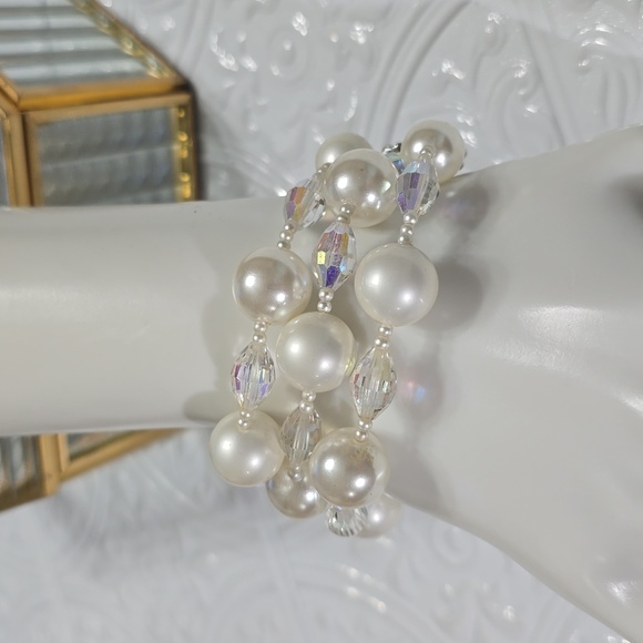 Vendome Faux Pearl and Faceted AB Aurora Borealis Three Strand Vintage Bracelet - Picture 1 of 8